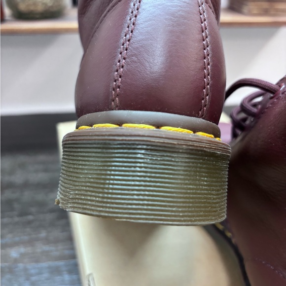 Dr. Martens Women's  🍒 Red 1460 Pascal Virginia Great condition - Picture 6 of 12